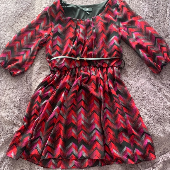 Cute Modern Dress - Picture 1 of 2